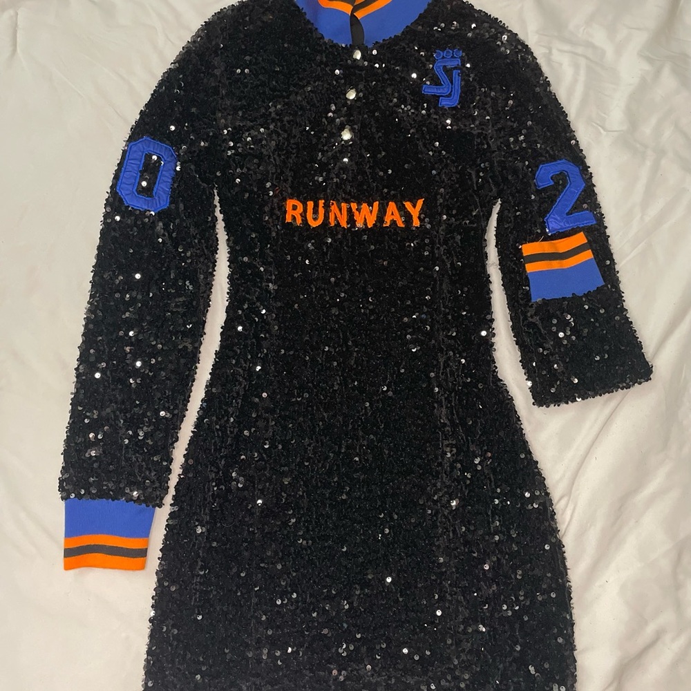 SHANE JUSTIN RUNWAY DRESS